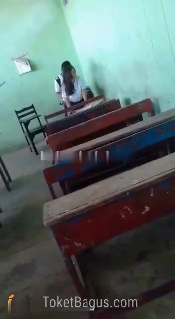 Thumbnail untuk Viral Pelajar Smp Ngentot Dikelas Ditonton Teman Temannya 1