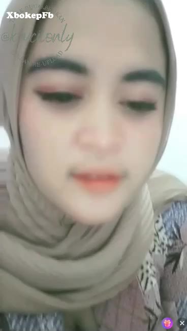 Thumbnail untuk Bokep Tante Hijab Perkosa Berondong Online Streaming Watch
