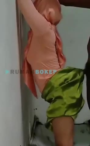 Bokep Hijaber Nungging Pasrah Dicolok Kontol Pak Haji - Rumah