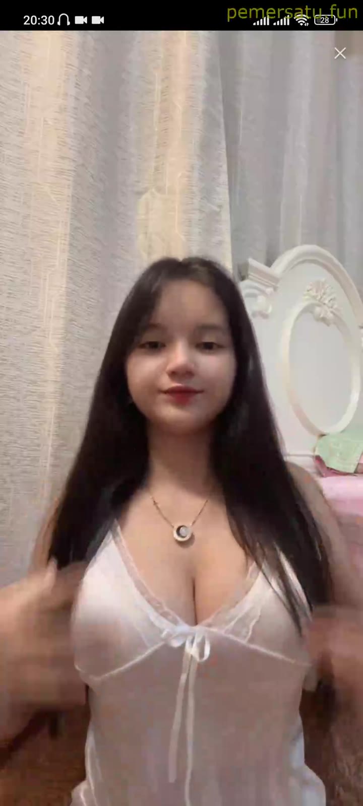 P2 Kienzy Abg 18yo Live Hot Bigo