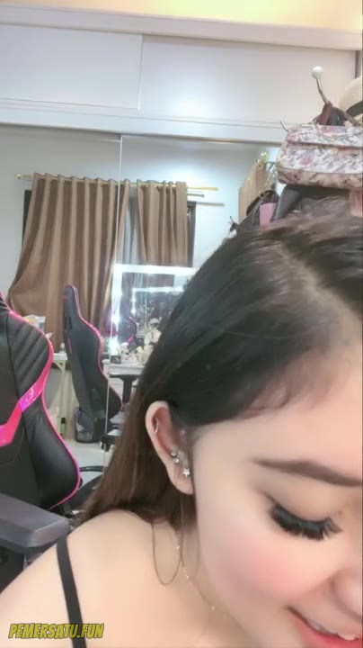 P4 Lidya Danira Cantik Idaman Seksi
