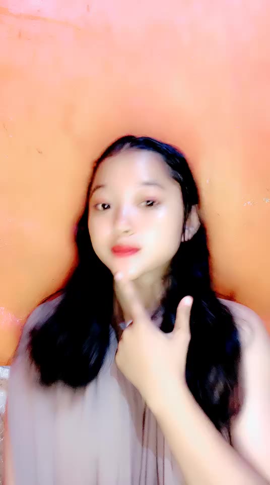 Syella ID: 4201189 Papaya Live telegram bot @DSrecordbot