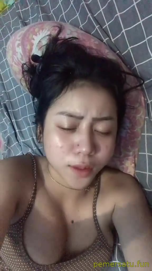 P8 Annisa Wulandari Tobrut Montok Dientot