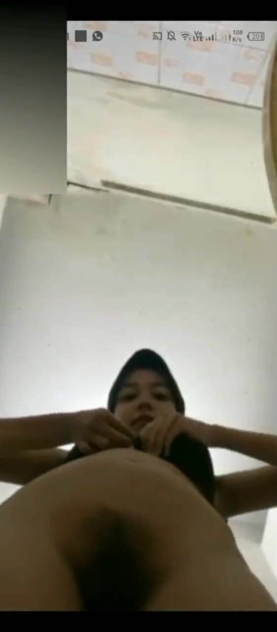 Bocil Jilbab Tocil Bugil Colmek Di Wc