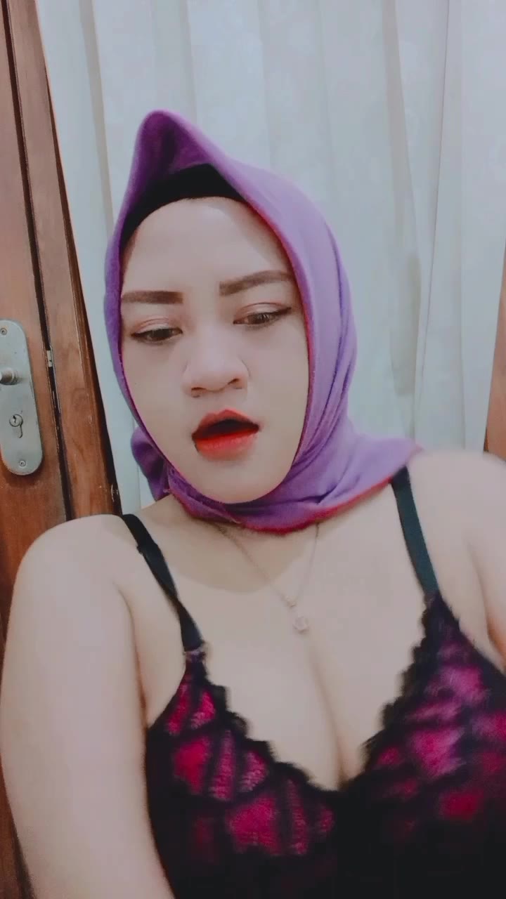 B86 NichaSyerin