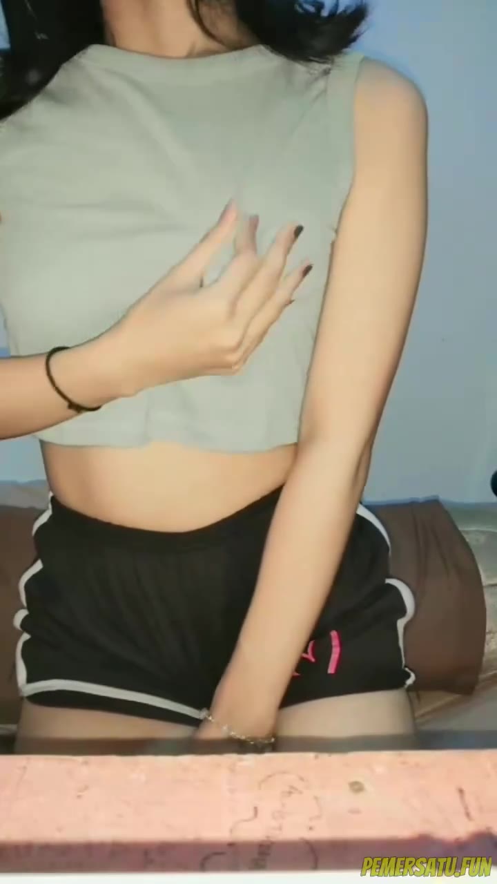 P3 Maudy Talent Abg 18yo Memeknya Mulus Banget