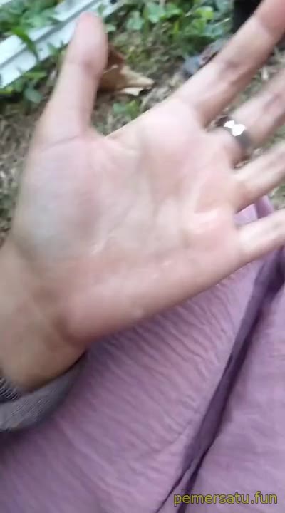 P6 Karin Awek 19yo Sepong Kontol Item Outdoor Lanjut Ngewe