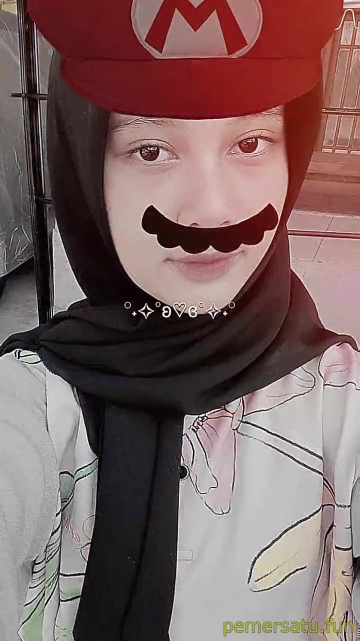 P4 Afra 18yo Viral Hijab Sange Omek