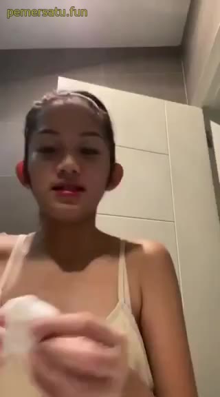 P206 Iya Neri Abg 18yo