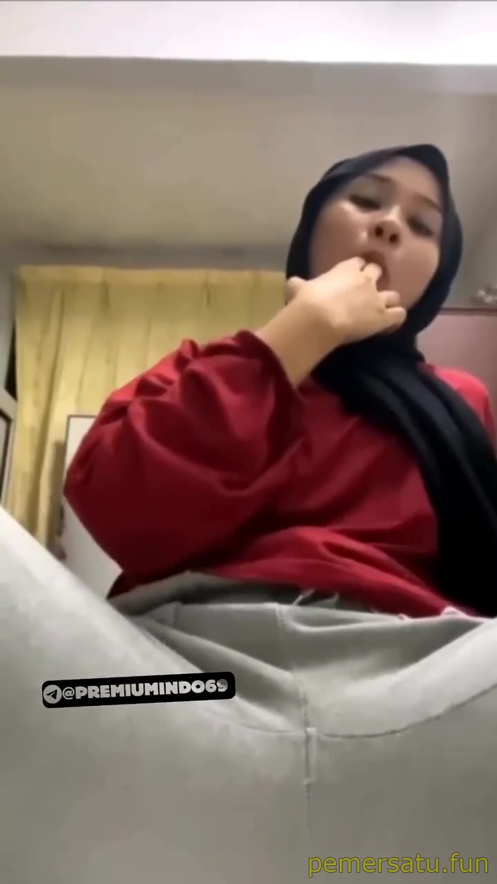 P3 Hijab Cantik Jelita 18yo Berjilbab Colok Memek