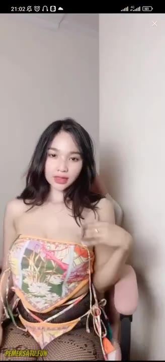 P13 Adenia Baju Haram Cantik Colmek Live