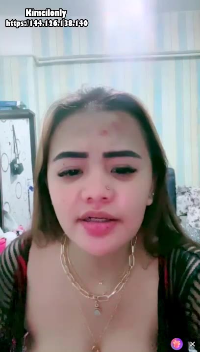 Thumbnail untuk Alin Mango Live Mau Diremesin Kimcilonly Doodstream Tele