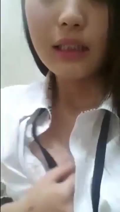Thumbnail untuk Bokep Indo Colmek Sange Pas Dikelas Doodstream Sotwe