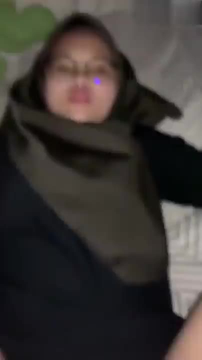 Dikosan Jilbab Hitam Main