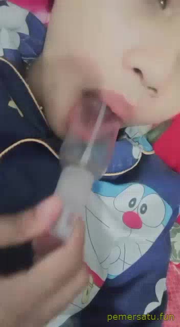 P18 Talia Yang Bikin Otong Cenat Cenut