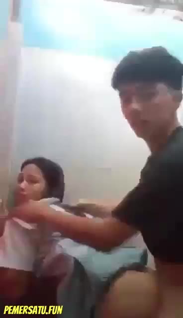 658) Sma Seragam Sepong Kontol Panjang Lalu Di Entot Doggy(2023 06 21 18 41 42