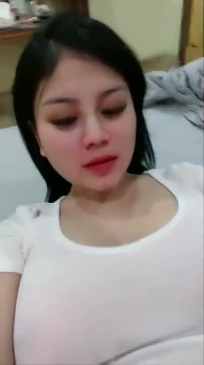 Thumbnail untuk Babyfe Live Ga Pake Bra Kimcilonly Bokep Download