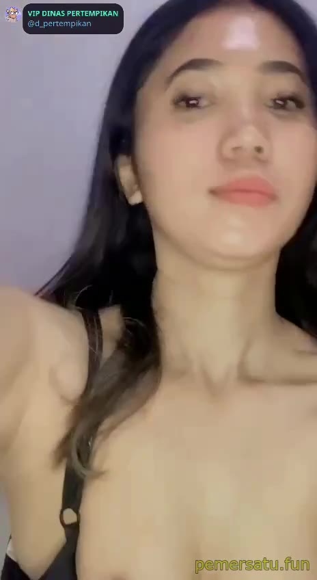 P31 Ketika Cek Pelanggan Service Hape Tak Lupa Simpan Isi Videonya Abg 18yo Pemersatu Fun