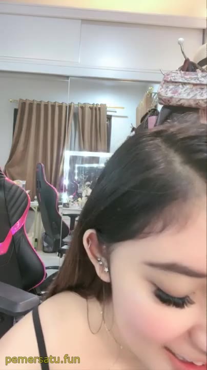 P5 Lidya Danari Live Cantik Binal