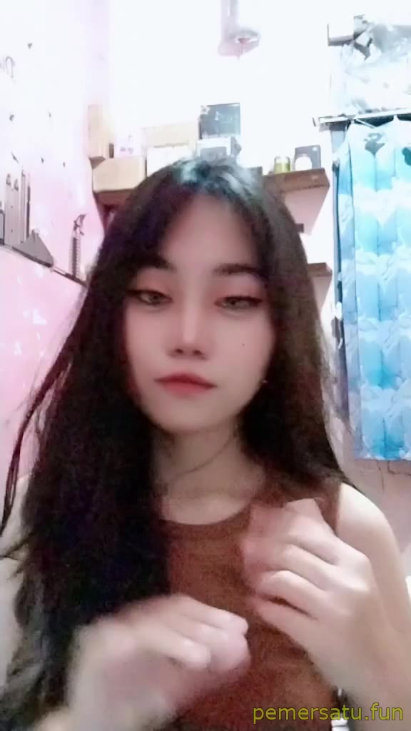 P77 Abg Lugu Berkacamata Bernama Cindy Yang Viral Di Tiktok