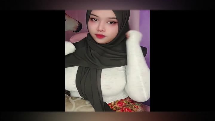 Thumbnail untuk Cantik Banget Ya Kalau Pakai Putih Arrazyny Hijab