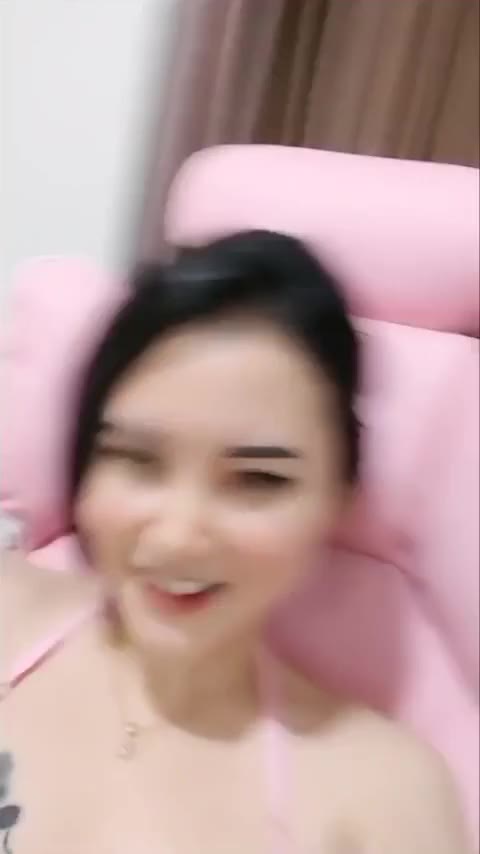 Thumbnail untuk Miss Kay Serba Pink Obati Pascol Yang Kangen
