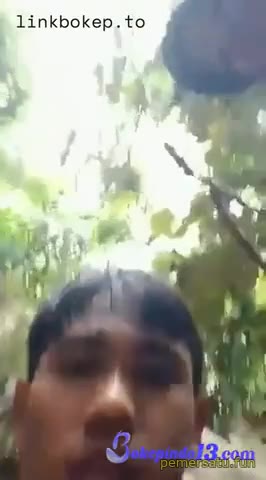 - Niat Maen Di Dalam Hutan - Sange