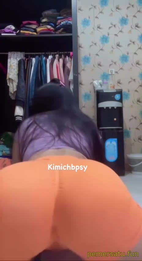 P27 Ochi Berlian Tante Selebgram Montok