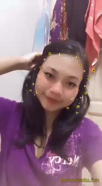 P45 Arinah Jilbab Binal Suka Bikin Status IG