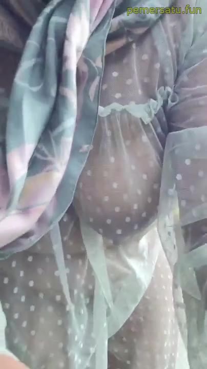 P17 Yonaa 18yo Ngewe Sambil Ngobrol Viral