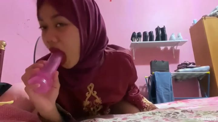 DoodStream Jadi Pengen Disepong FATIN Hijab Kalau Lihat Ini -