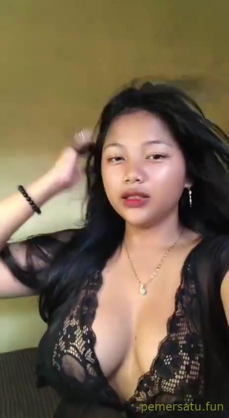 P19 Annie V1 Tiktoker Abg 18yo