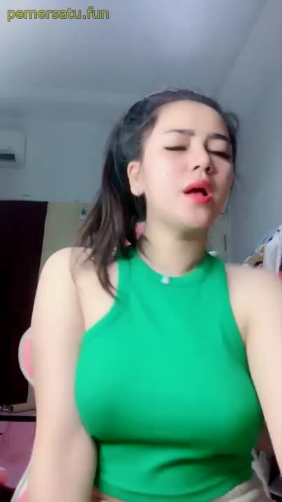 P13 Tante Rosalinda Medan Memek Pink