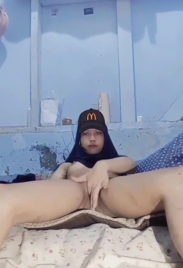 Thumbnail untuk Abg Tiktoker Bebasindo Live Video colmek Vidio viral