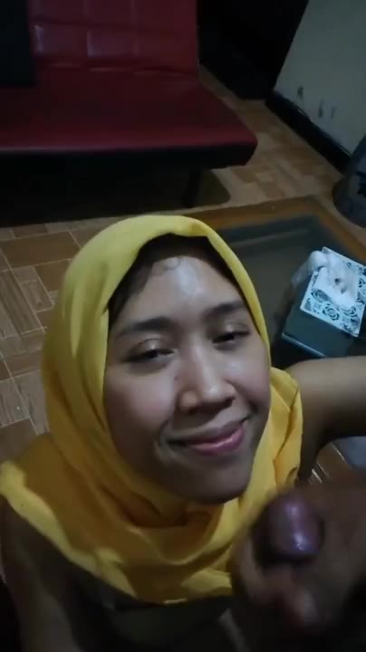 Mulut Jilbab Crot Di
