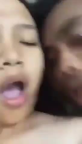 Thumbnail untuk Salsa Vs Kang Galon Toketbagus Com Bokepin Jilbab