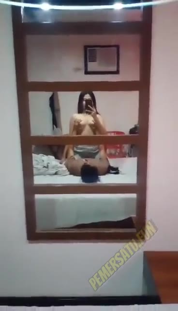 9 Ulfa Mulus Tetek Padu Gemar Entot