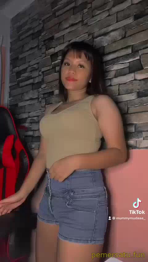 P11 Mummy Muda Seorang Tiktoker
