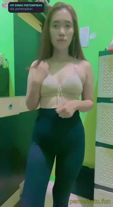 P49 Ketika Cek Pelanggan Service Hape Tak Lupa Simpan Isi Videonya Abg 18yo Pemersatu Fun