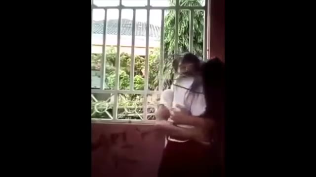 Mesum Anak Sekolah Terang Terangan