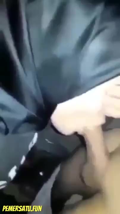 350) Abg Jilbab Malu Malu Eh Gak Tau Enak(2023 07 05 16 49 53