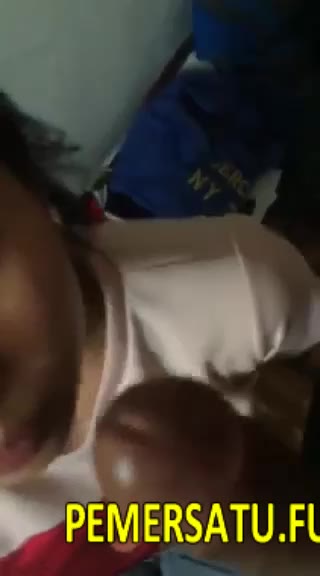 Kost Bokep Terbaru Gak Mampu Bayar Kost Akhirnya Sepong Kontol Bapak