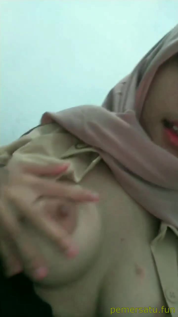 P7 Dini Sad Jilbab ABG 18yo Pemersatu Fun