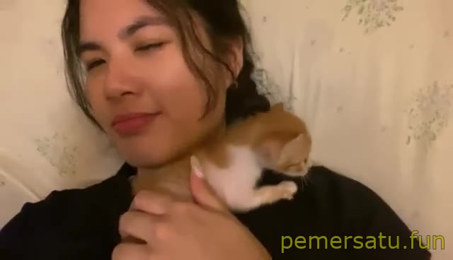 P6 Alyssa G 18yo Sange