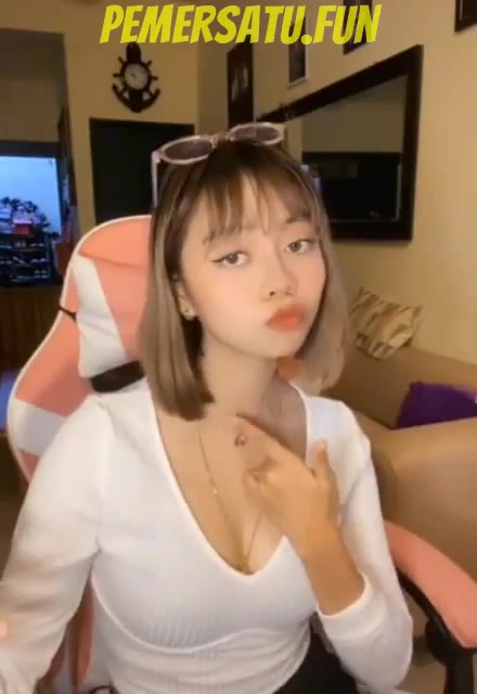 P23 Nia Arisha PEMERSATU DOT FUN