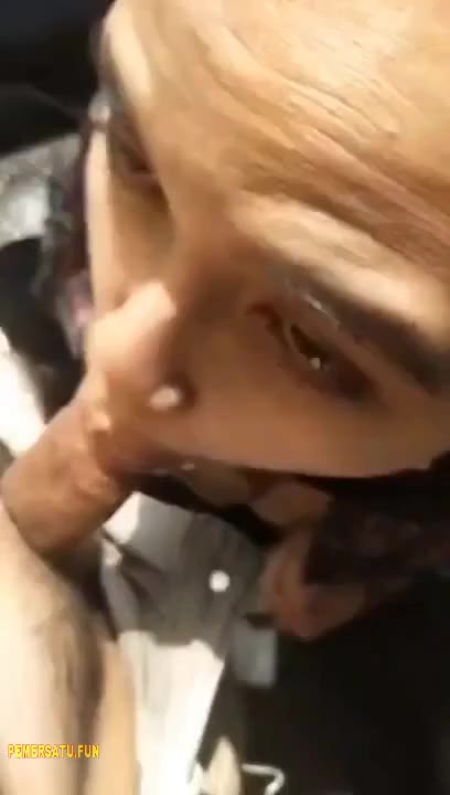 (new) Abg Jilbab Emut Titit Pinggir Jalan