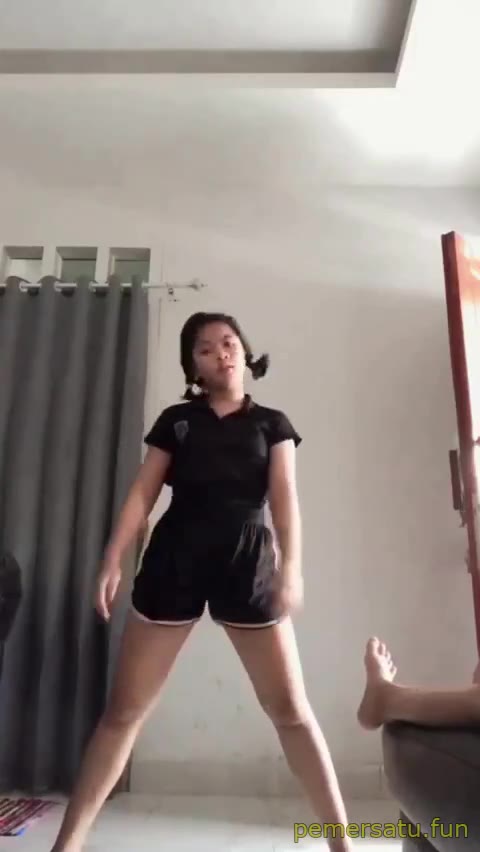 P2 Mela Abg 18yo Hyperseks Pacarnya Ga Mengimbangi