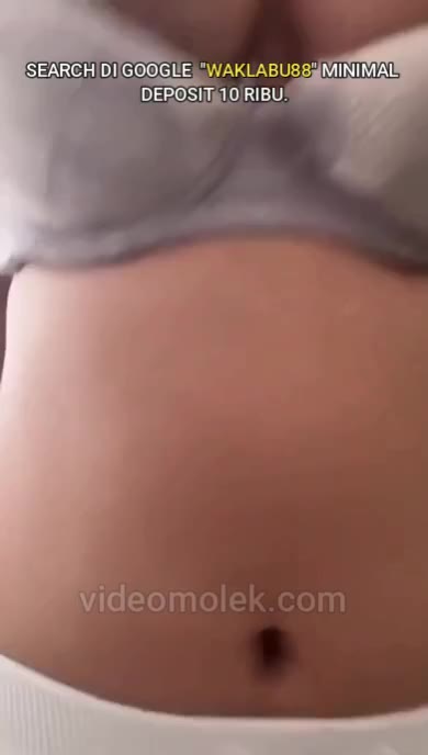 Thumbnail untuk Nindia Cewek Abg Gemoy Berkacamata Colmek Doi Lagi