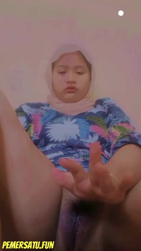 P1 Viral Cewek Gemoy 18yo Colmek
