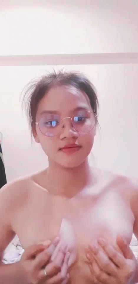 Copy-merged-1681916275224 Abg Berkaca Mata P7 - Copy -